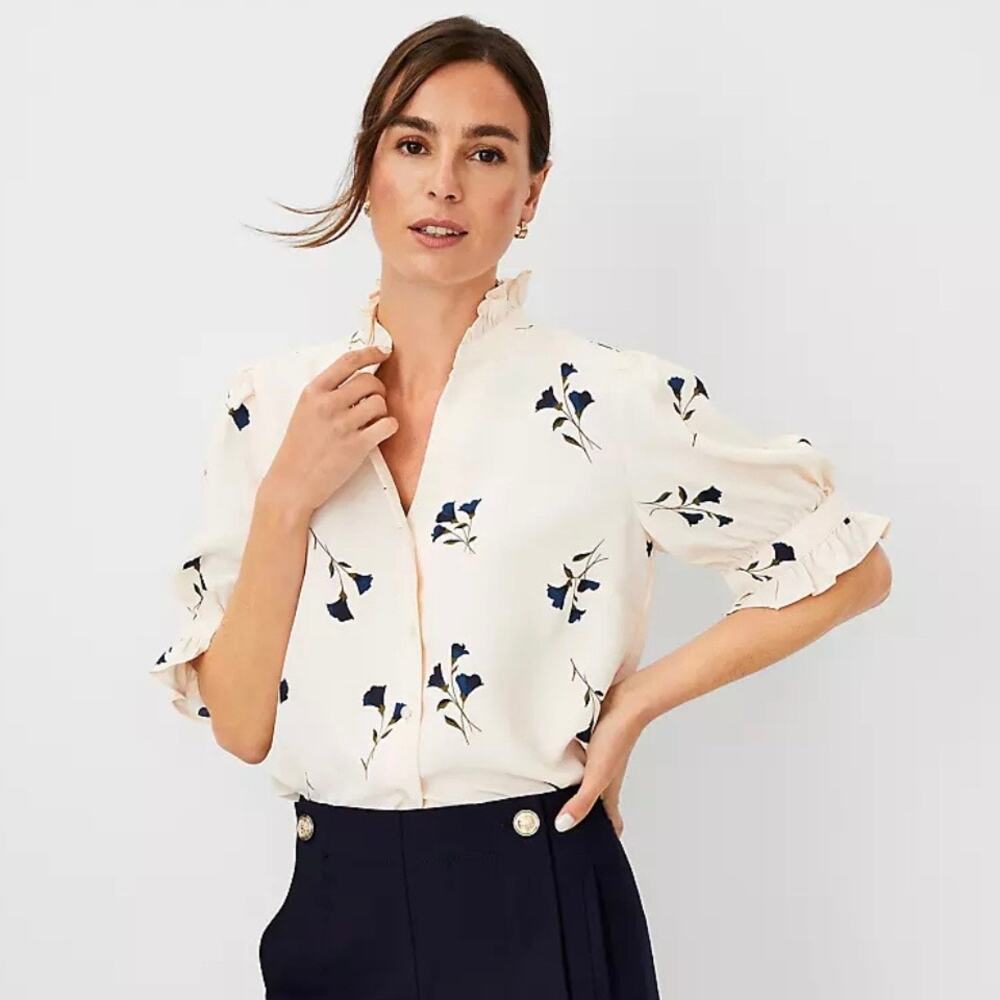 Ann Taylor Floral Ruffle Button Top Large